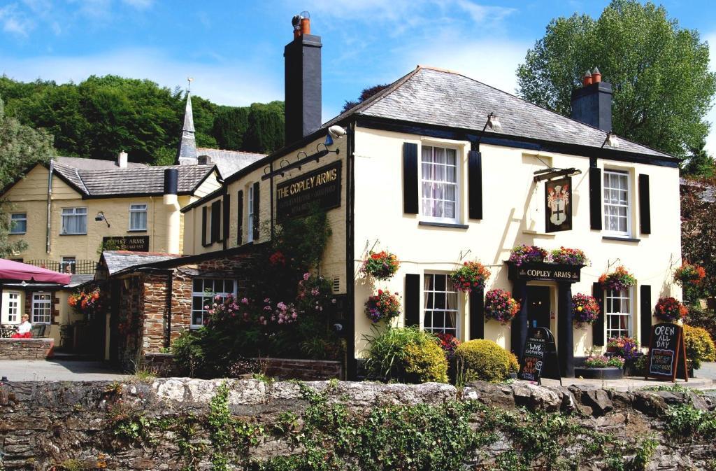 Отель The Copley Arms Лу Экстерьер фото